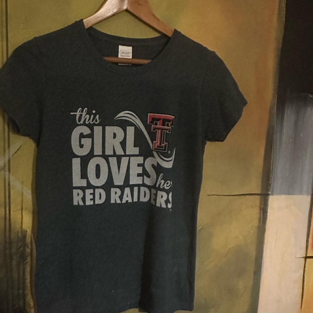 Gildan Black Girls' 'This Girl Loves Red Raiders' Graphic Tee